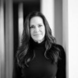 Tracey Seward